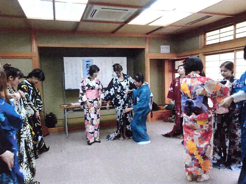 きもの着つけ教室(普段着~正装・礼装まで)